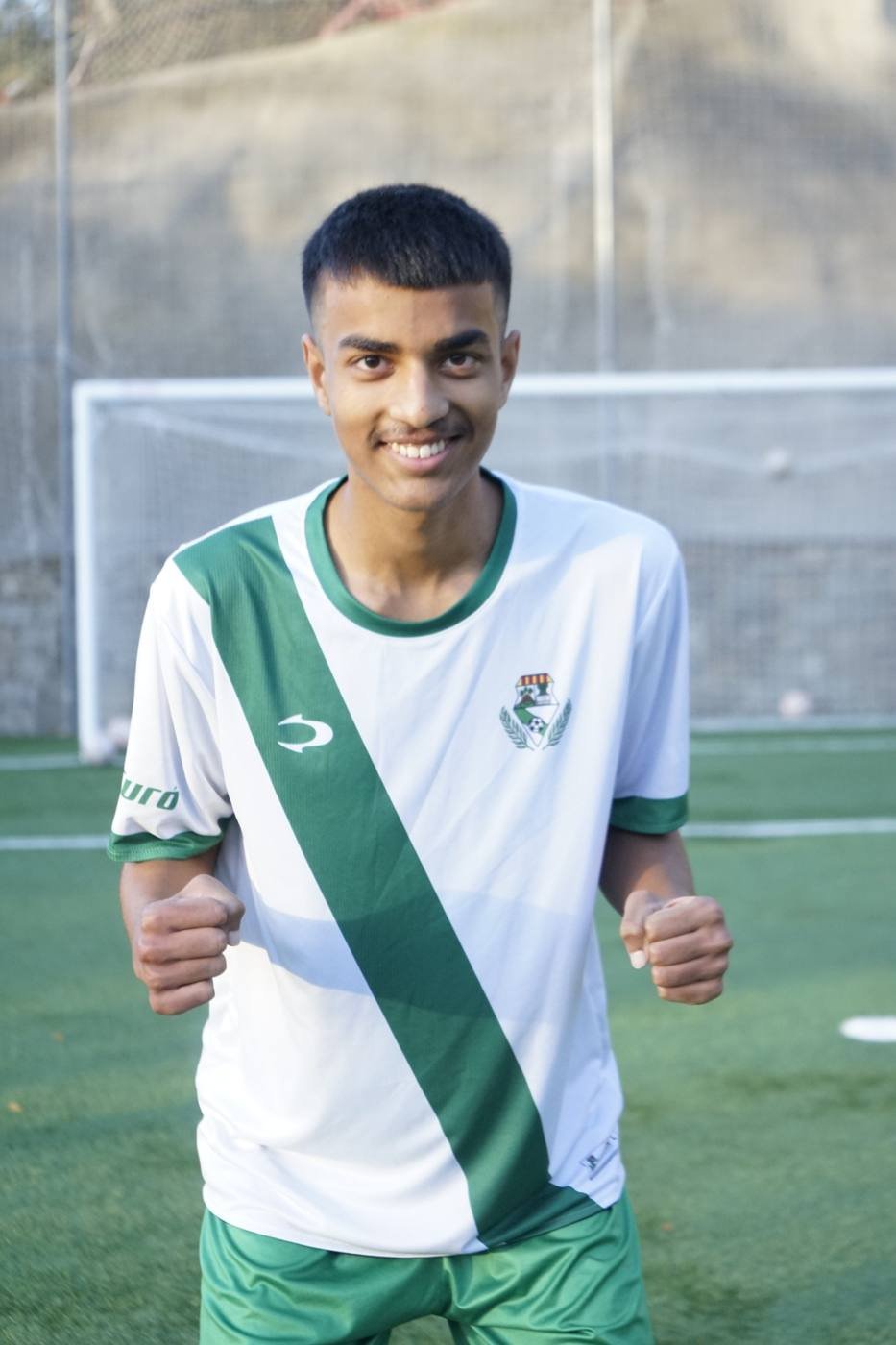 Jugador de Zodiac Pro con la equipación de partido